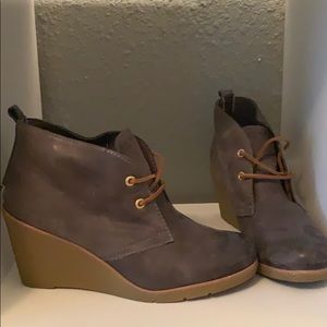 Sperry boots